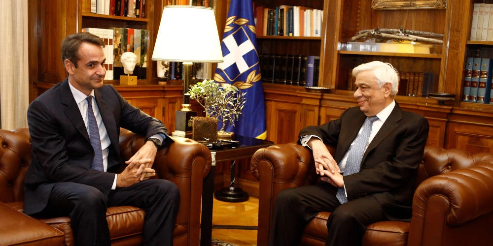 Σκοπιανό: Στον Πρόεδρο της Δημοκρατίας ο Μητσοτάκης – Σενάριο για πρόταση μομφής